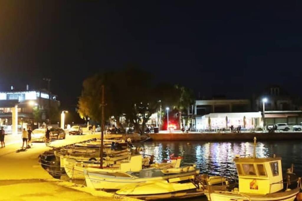 Paralia Avlidhos Πολυτελές Διαμέρισμα 2 Χαλκίδα-Παραλία Αυλίδος מראה חיצוני תמונה
